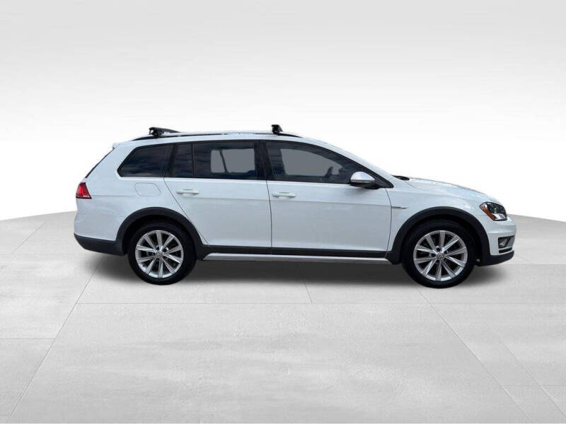 2017 Volkswagen Golf Alltrack