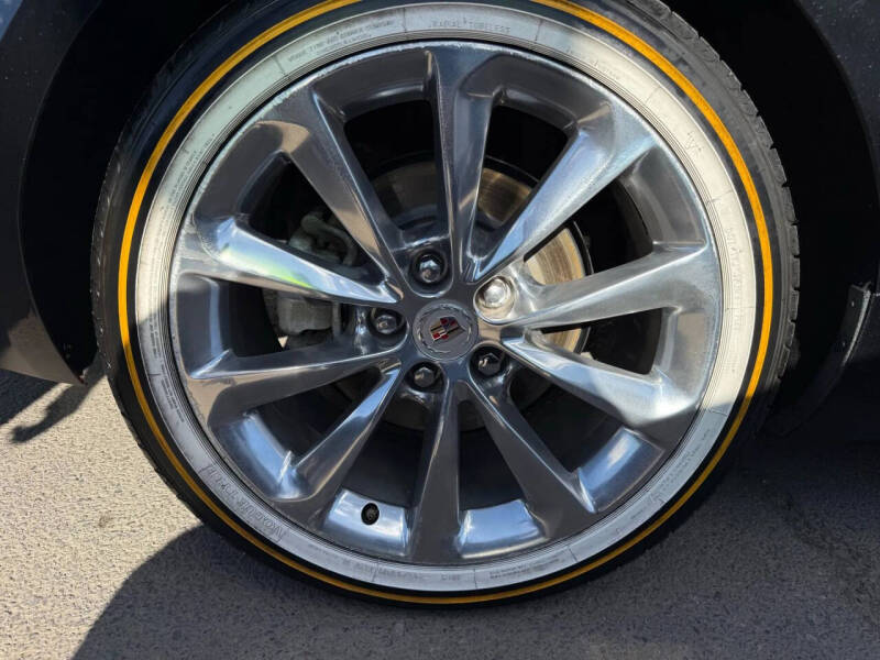 2013 Cadillac XTS Luxury Collection