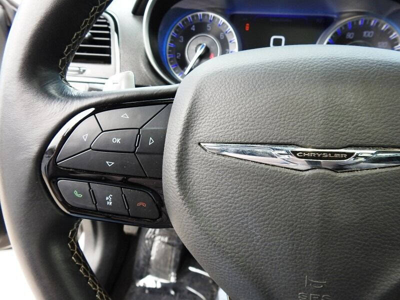 2021 CHRYSLER 300 Sedan - $23,900