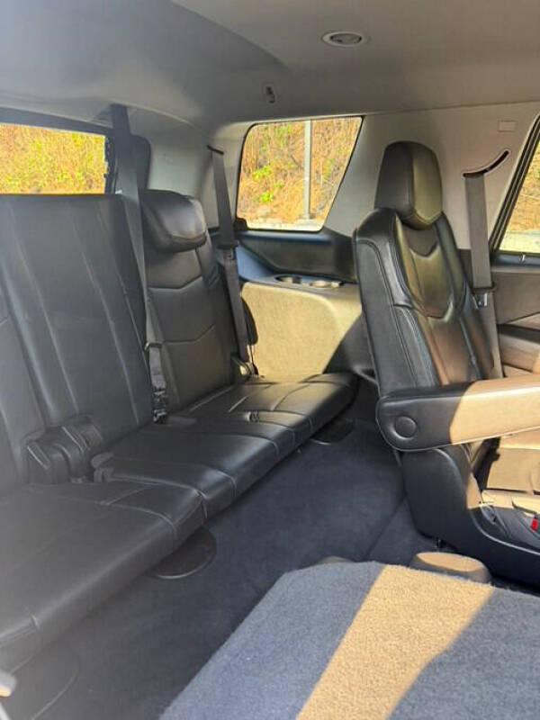 2018 Cadillac Escalade Luxury