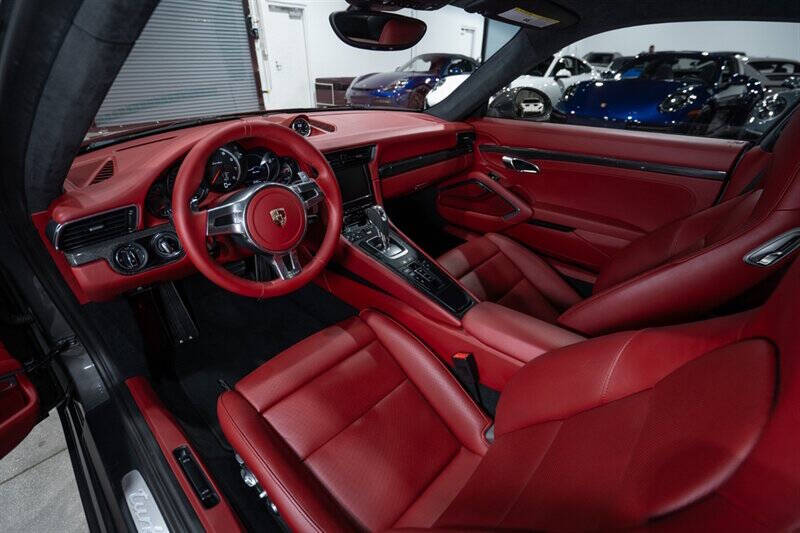 2014 Porsche 911 Turbo