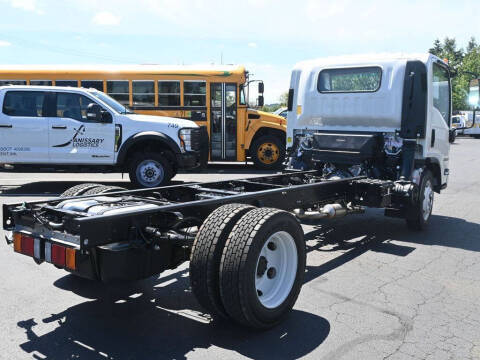 2025 Isuzu NPRGASHD 1F3