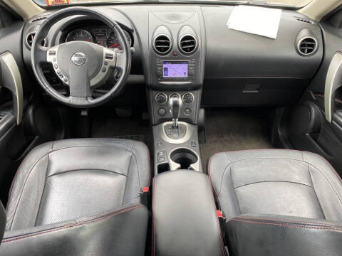 2013 Nissan Rogue SV w/SL Package