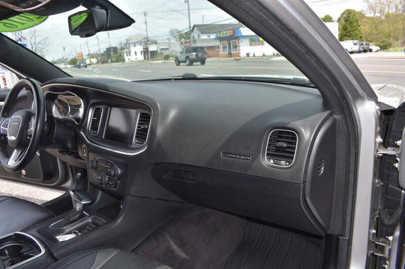 2016 Dodge Charger SXT