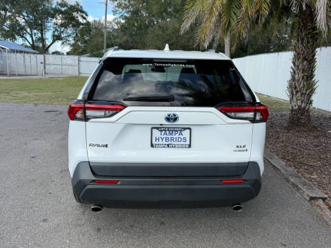 2021 Toyota RAV4 Hybrid XLE
