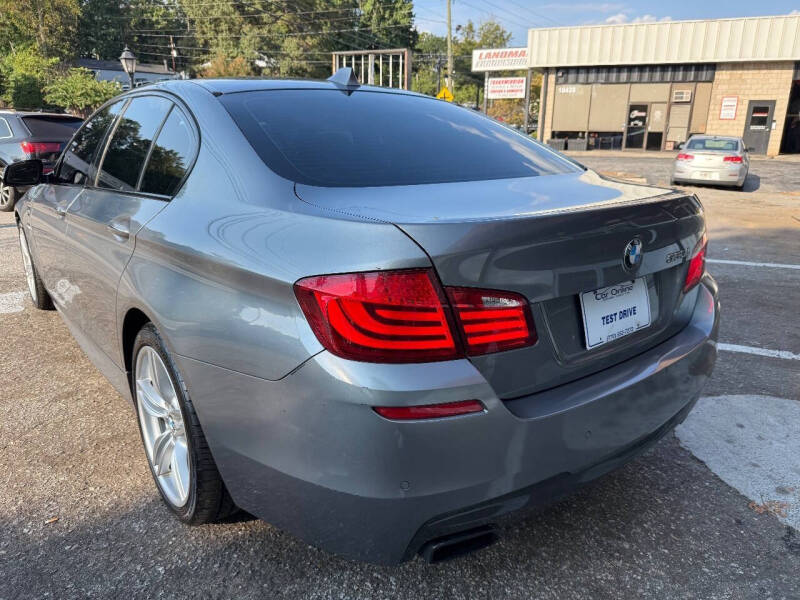 2011 BMW 5 Series 550i