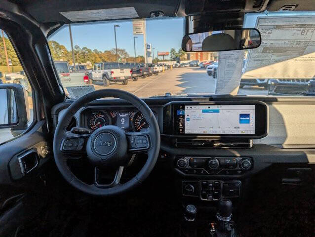 2025 Jeep Gladiator Sport S