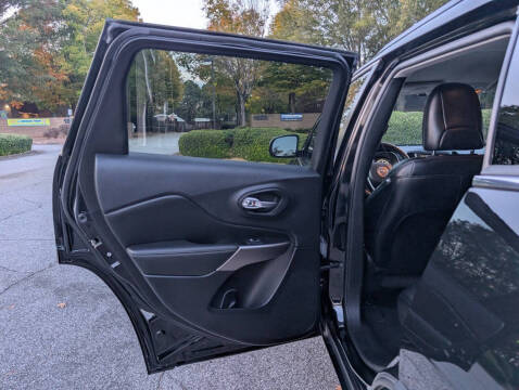 2022 Jeep Cherokee Latitude Lux