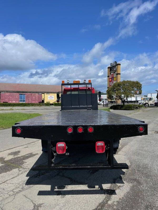 2016 Freightliner M2 106