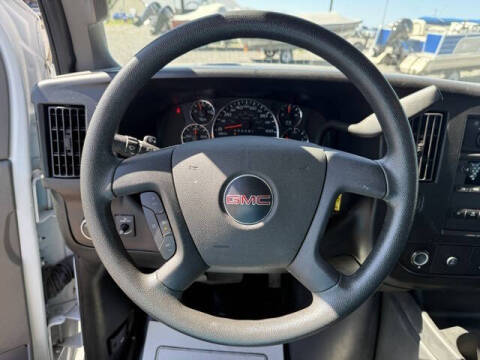 2023 GMC Savana 2500