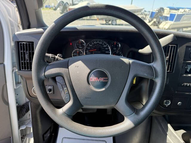 2023 GMC Savana 2500