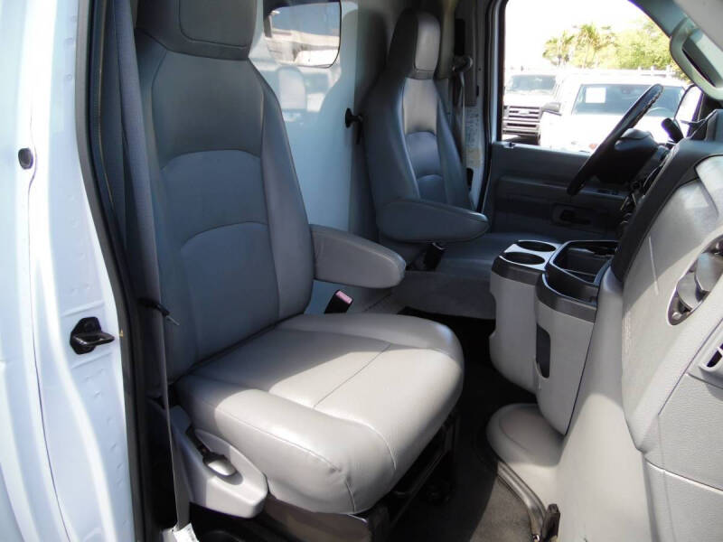 2015 Ford E-350