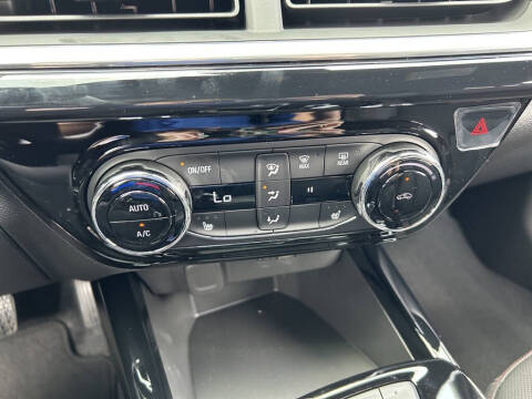 2025 Chevrolet Trax RS