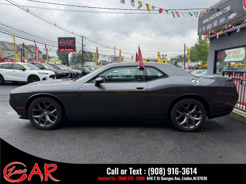 2018 Dodge Challenger SXT Plus