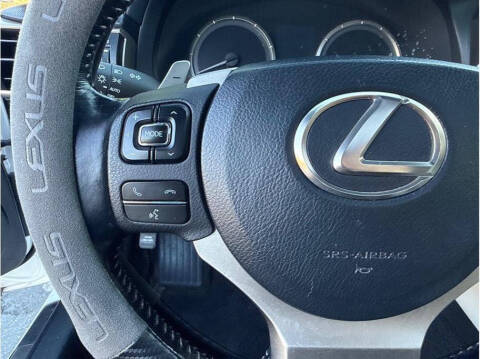 2016 Lexus RC 200t