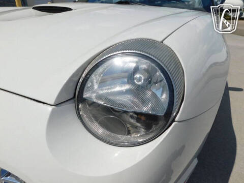 2002 Ford Thunderbird Deluxe