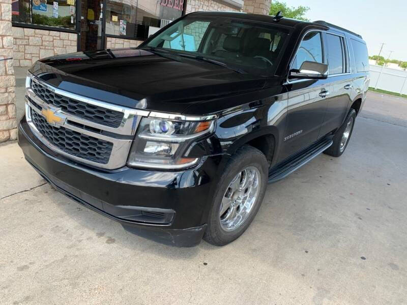 Used 2017 Chevrolet Suburban LT with VIN 1GNSKHKC1HR111079 for sale in Dallas, TX