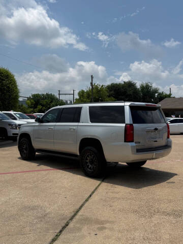 2016 Chevrolet Suburban LT