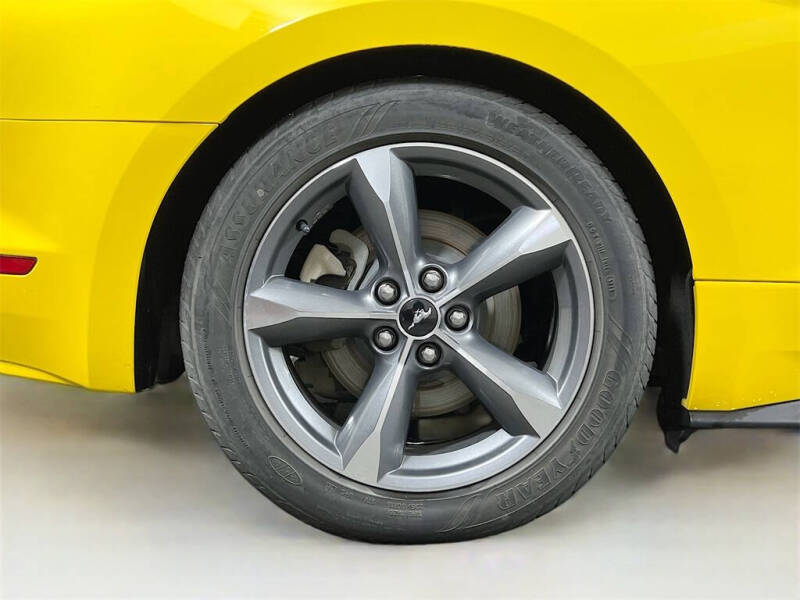 2016 Ford Mustang V6