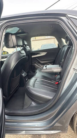 2017 Audi A4 2.0T quattro Premium Plus