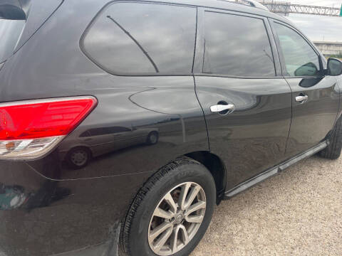 2015 Nissan Pathfinder S