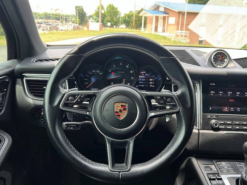 2018 Porsche Macan