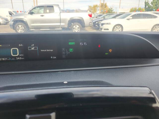 2019 Toyota Prius LE