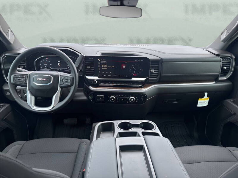 2025 GMC Sierra 1500