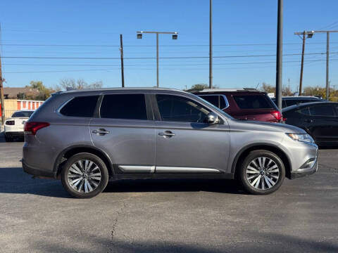 2019 Mitsubishi Outlander SE