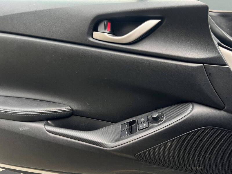 2022 Mazda MX-5 Miata Sport