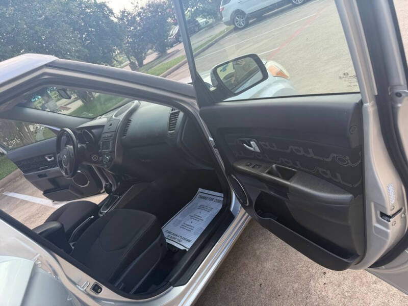 2013 Kia Soul +