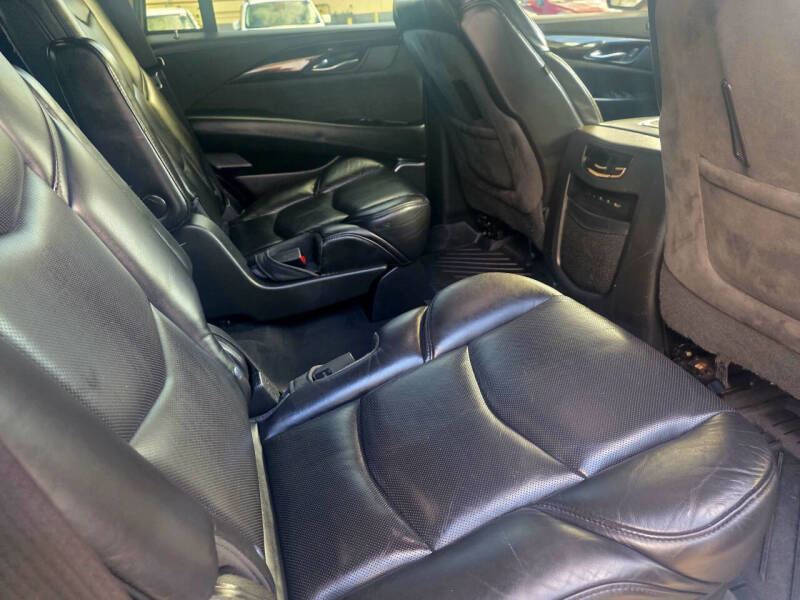 2020 Cadillac Escalade Platinum