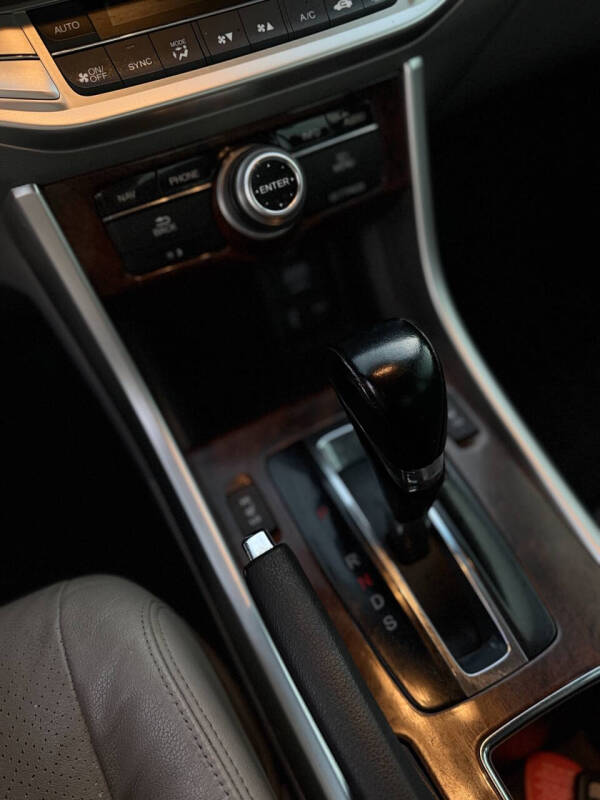 2013 Honda Accord EX-L V6 w/Navi