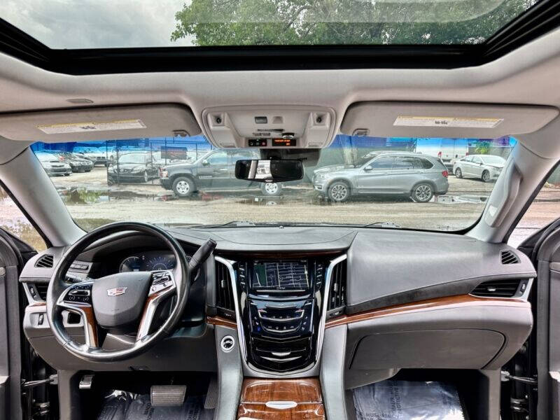 2018 Cadillac Escalade SUV - $34,995