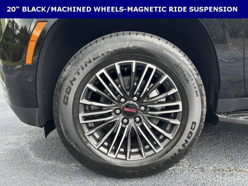 2025 GMC Yukon Elevation