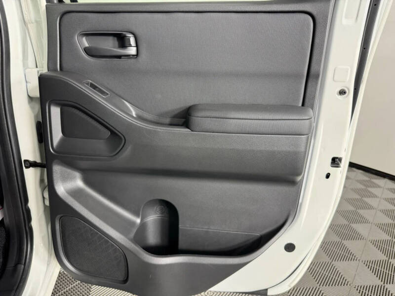 2024 Nissan Frontier