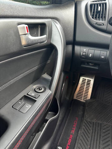 2012 Kia Forte Koup SX