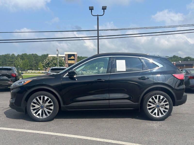 2022 Ford Escape Titanium