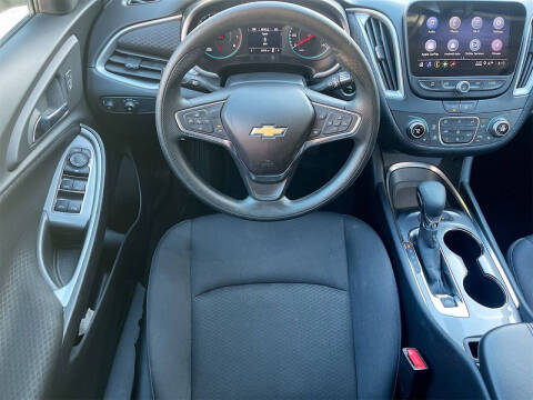 2025 Chevrolet Malibu LT