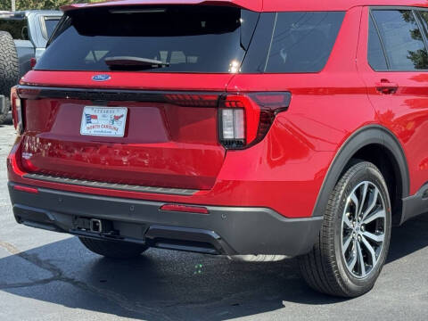 2025 Ford Explorer ST-Line