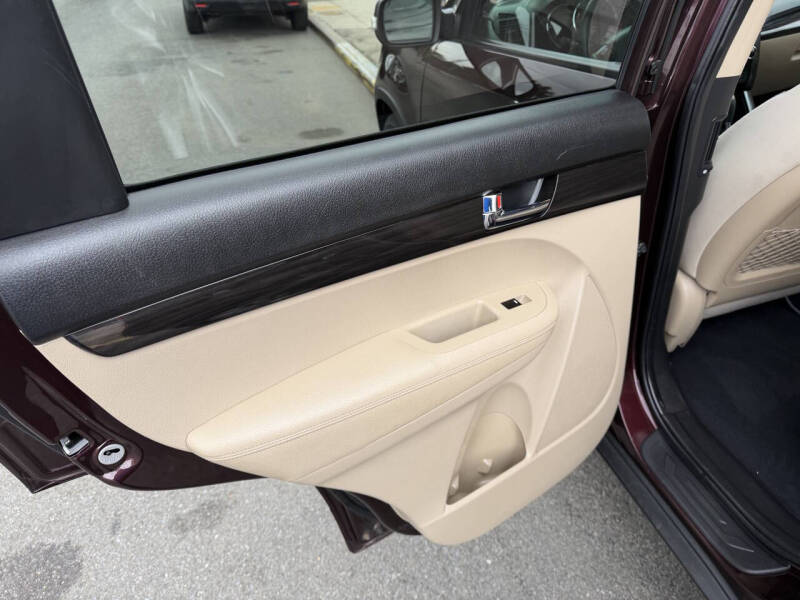 2011 Kia Sorento LX