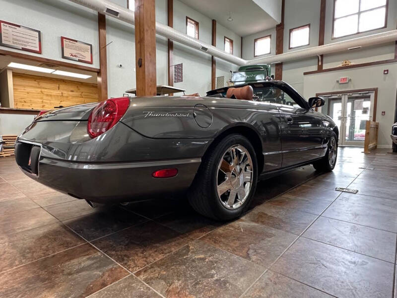 2003 Ford Thunderbird