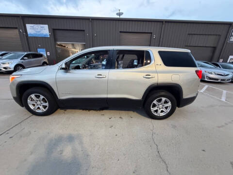 2017 GMC Acadia SLE-1
