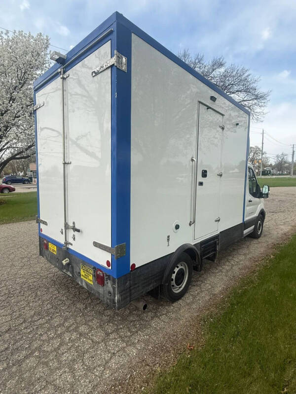 2022 Ford Transit