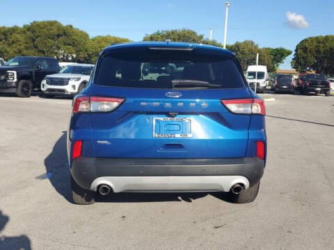2022 Ford Escape SEL