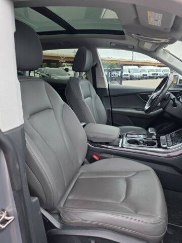 2019 Audi Q8 quattro Premium Plus 55 TFSI