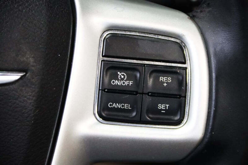 2013 Chrysler 200 Limited