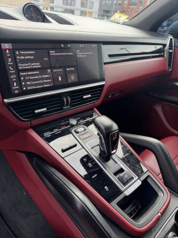 2021 Porsche Cayenne