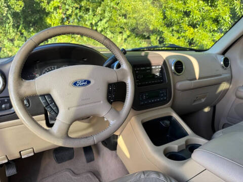 2004 Ford Expedition Eddie Bauer