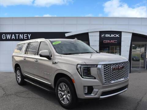 2022 GMC Yukon XL for sale at DeAndre Sells Cars in North Little Rock AR